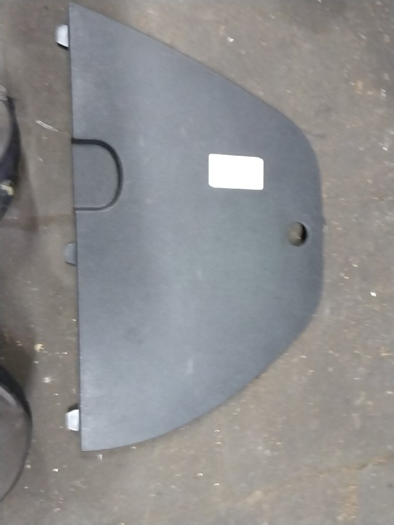 Trappe arrière droite