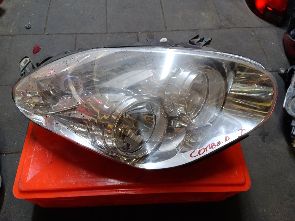 Right front headlight Combo D