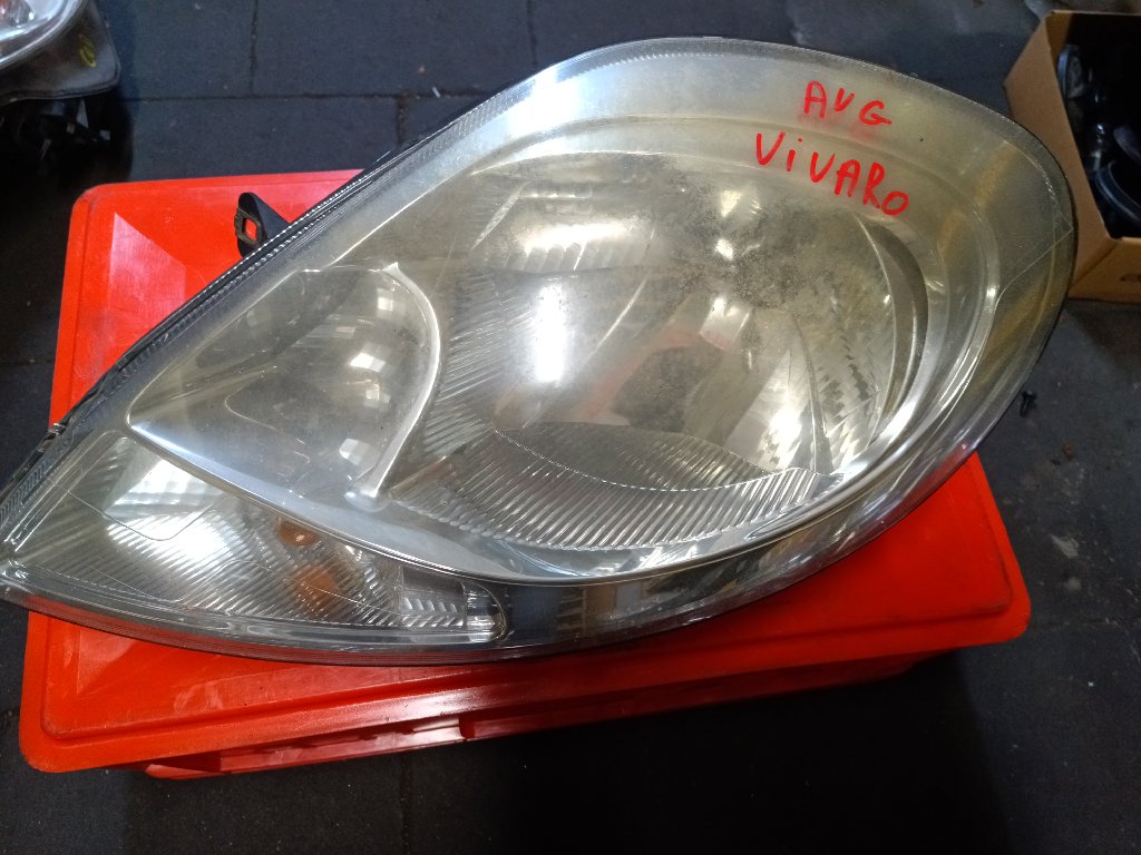Left front headlight Vivaro A