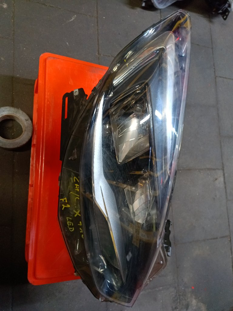 Right front headlight