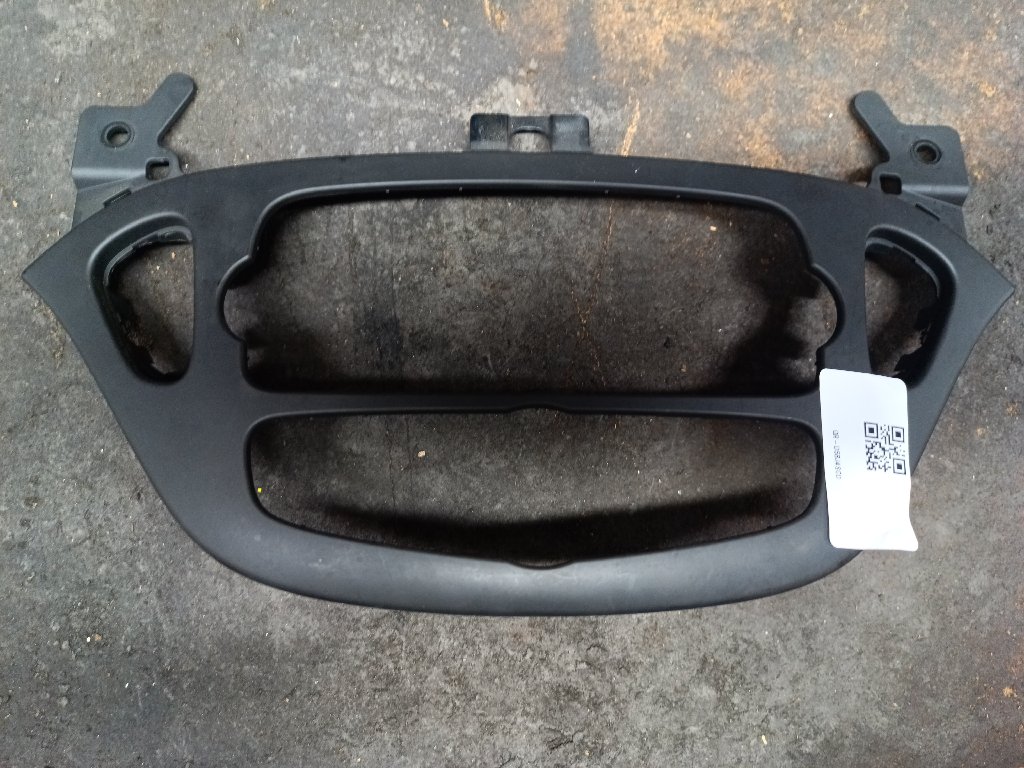 Cache tableau de bord noir mate