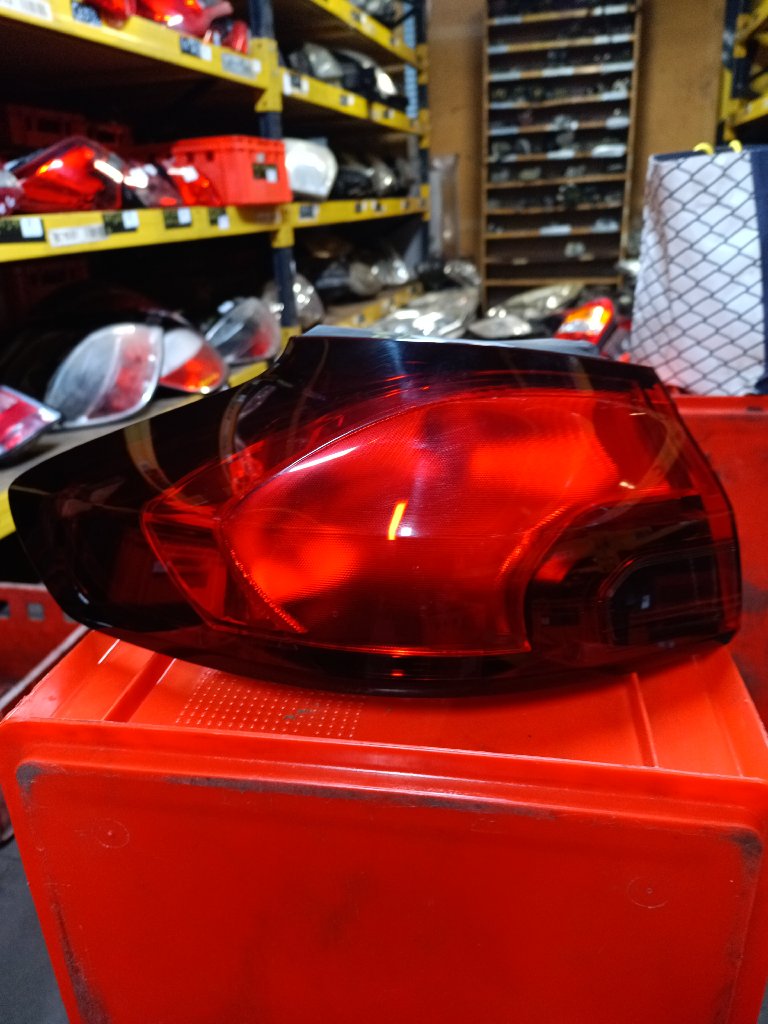 Left tail light for Opel Zafira C