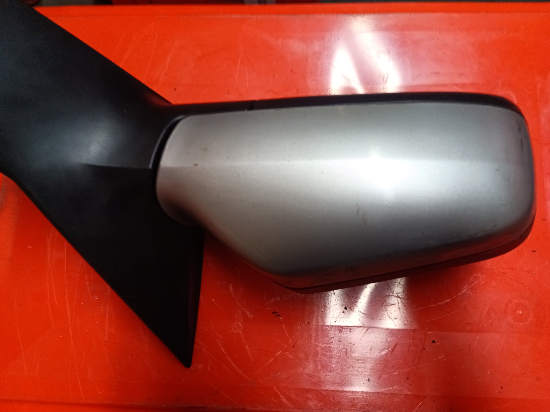 Right berton electric mirror