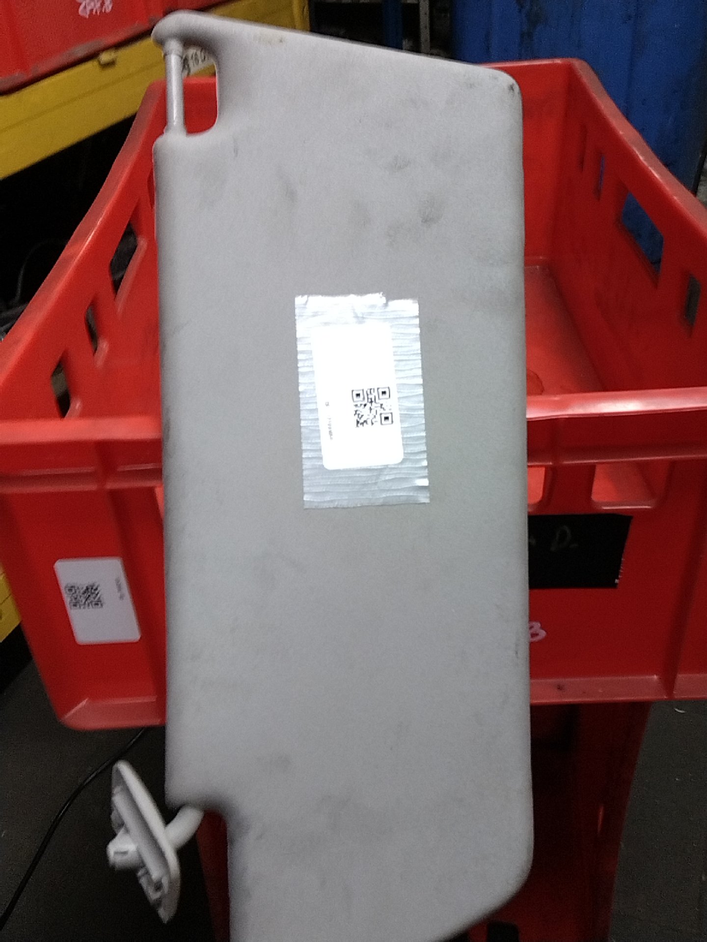 Right front sun visor