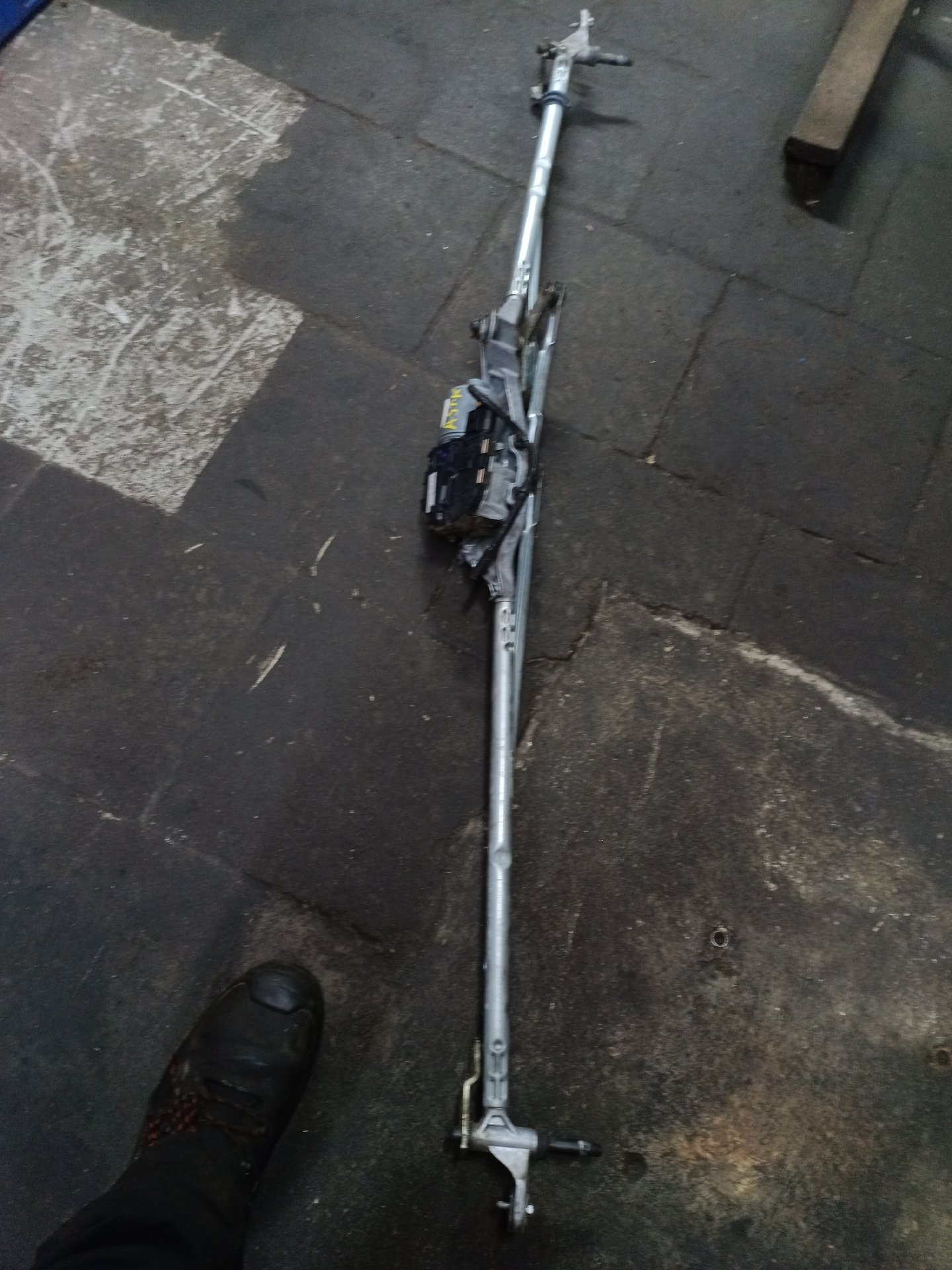 Moteur + mécanisme d'essuie-glace avant Opel Astra K