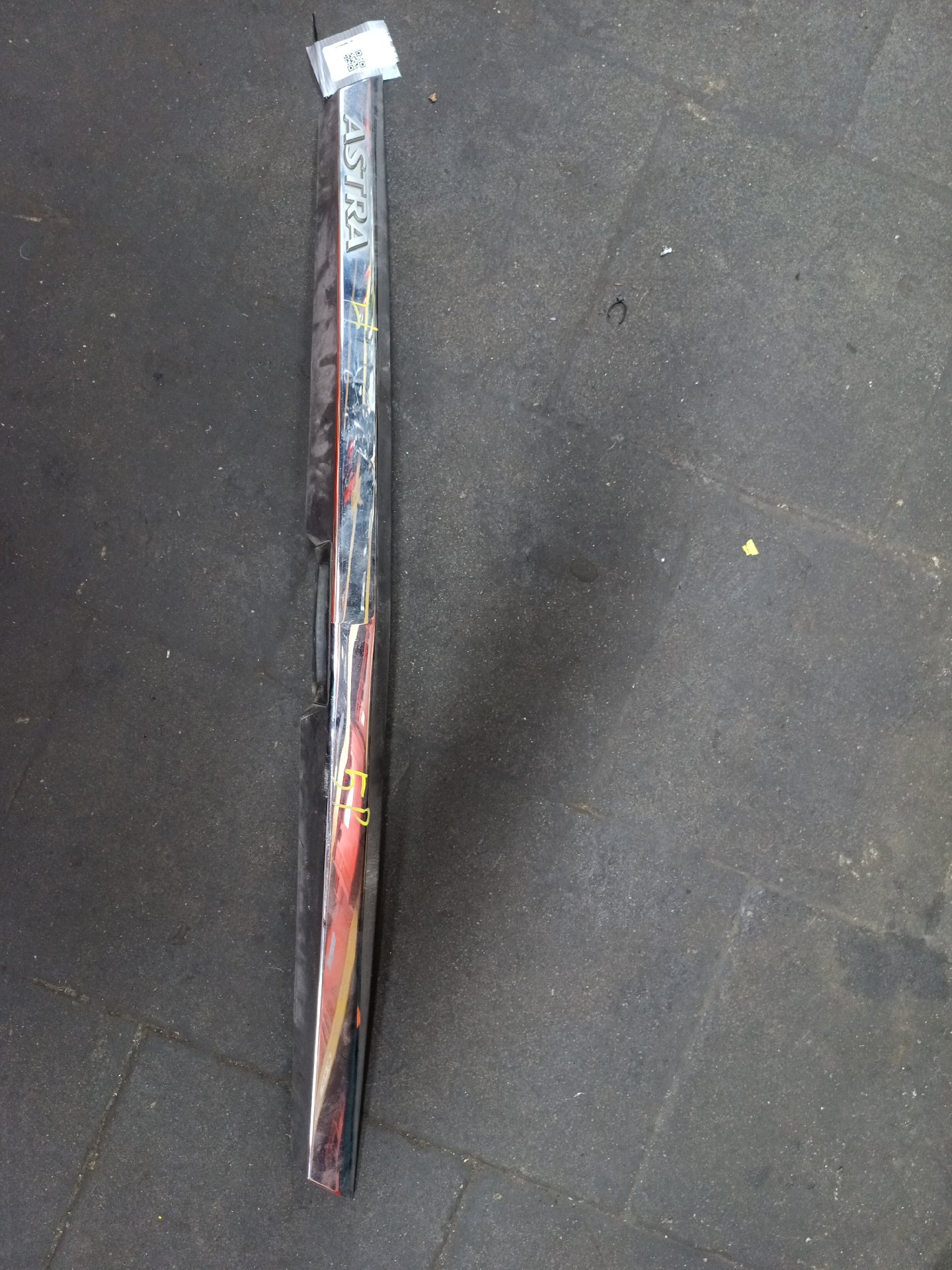 Rear door handle / tailgate / boot trim