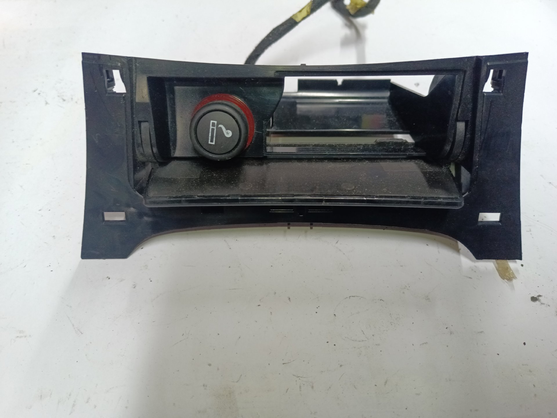 Black ashtray with cigarette lighter