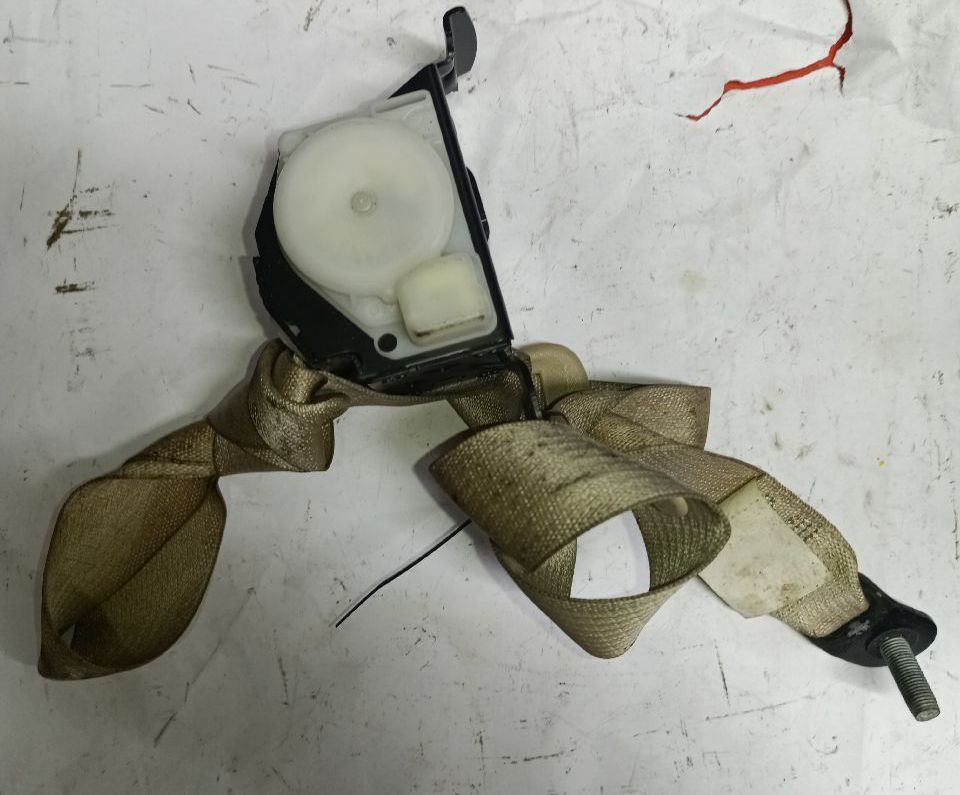 Ceinture arrière gauche