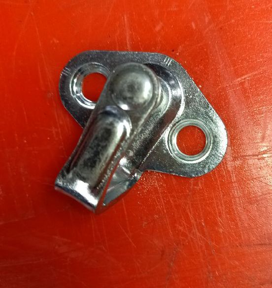 Gâche de serrure de porte