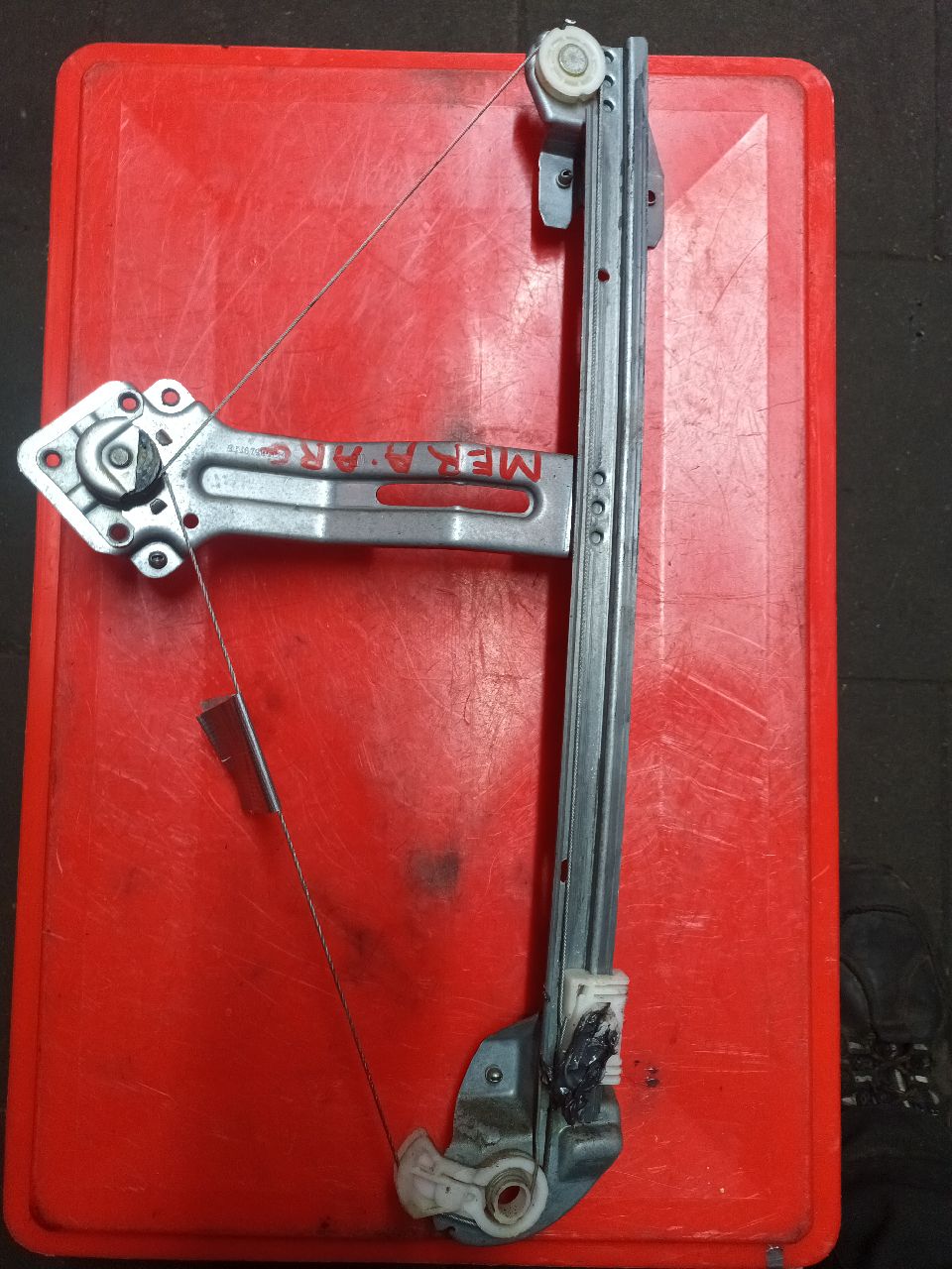 Lève vitre arrière gauche manuel Opel Meriva A