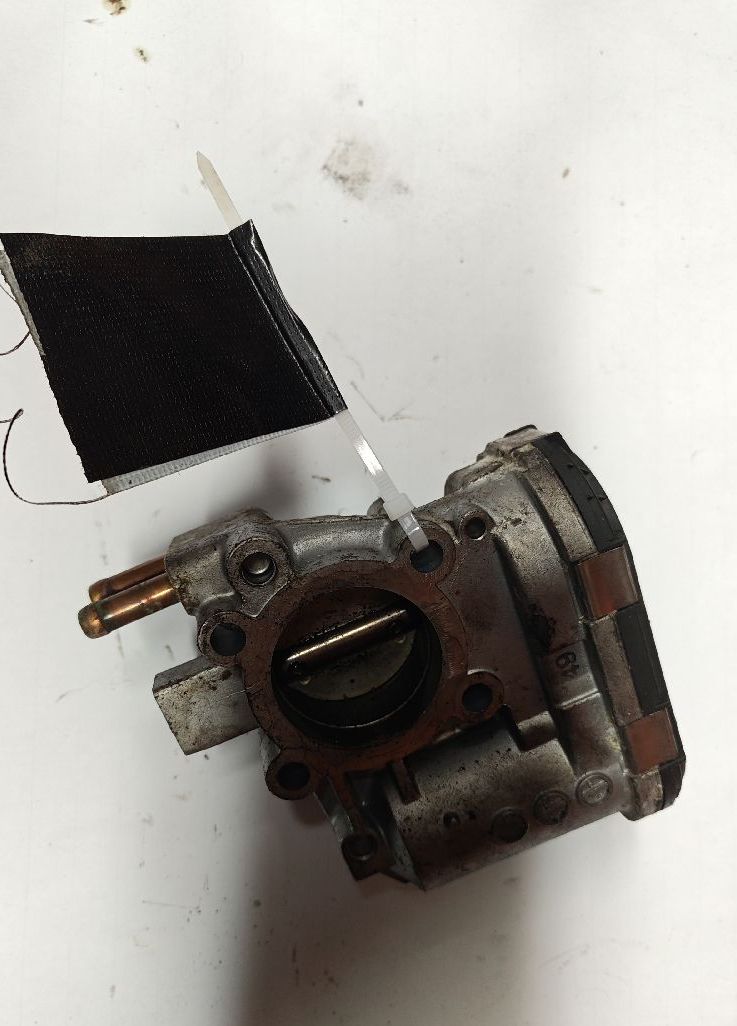 Throttle body
