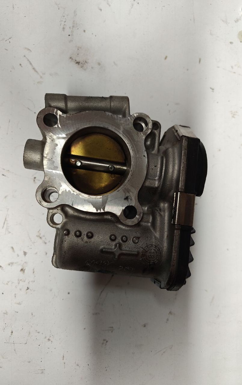 Throttle body