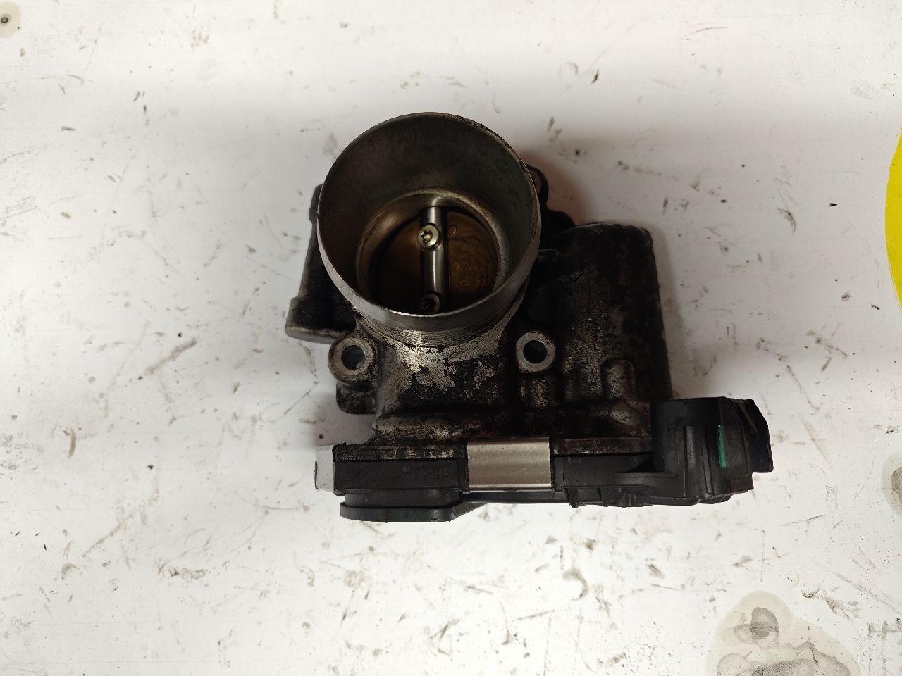 Throttle body