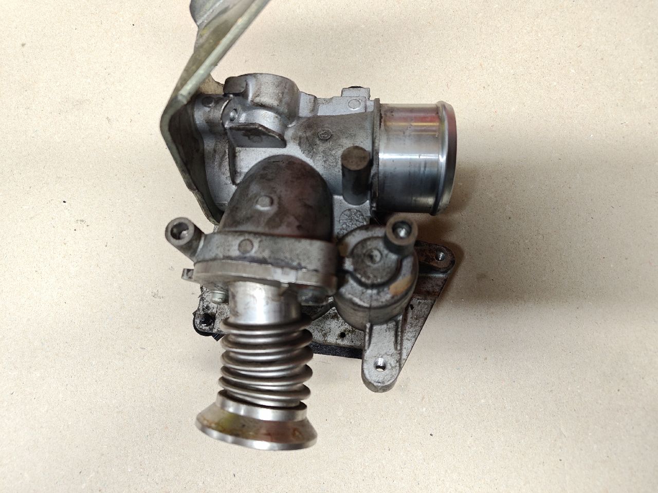 Papillon gaz B13