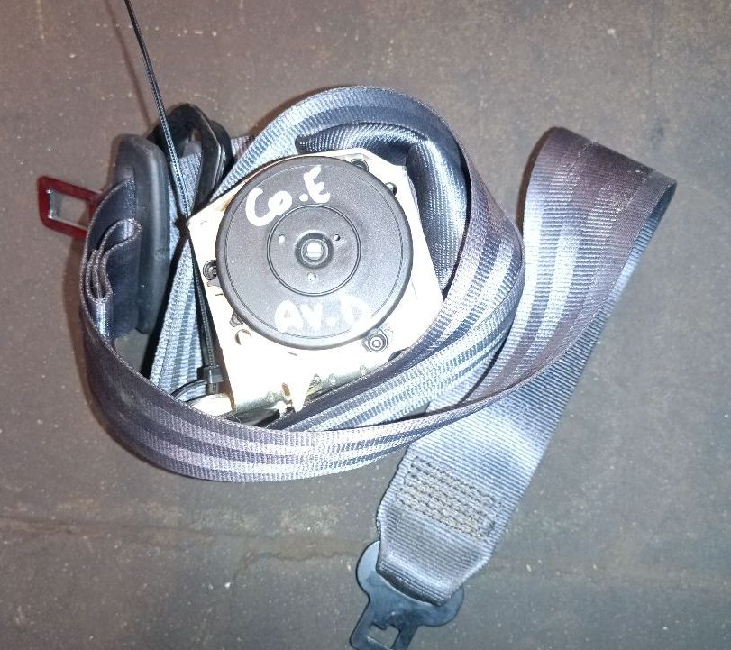 Right front seat belt