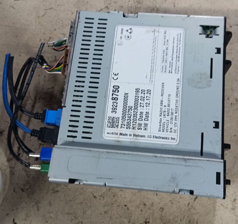 Radio and GPS head unit