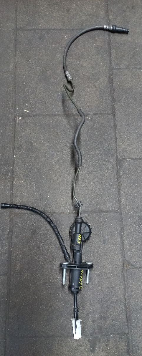 Clutch master cylinder