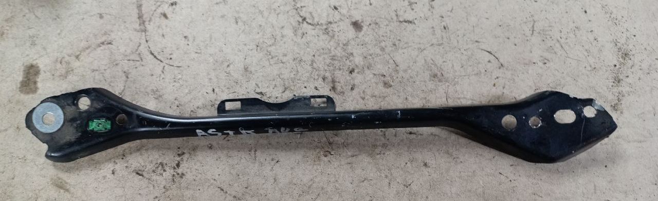 Left front bumper support