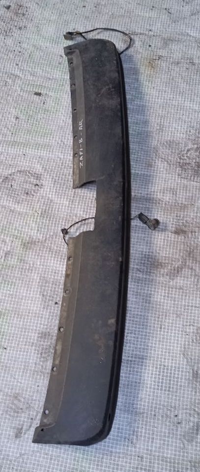 Lower rear bumper molding