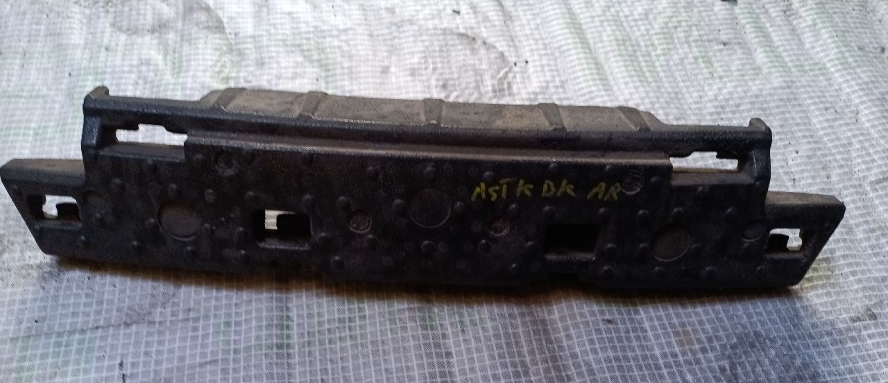 Renfort de pare-chocs arrière (mousse)