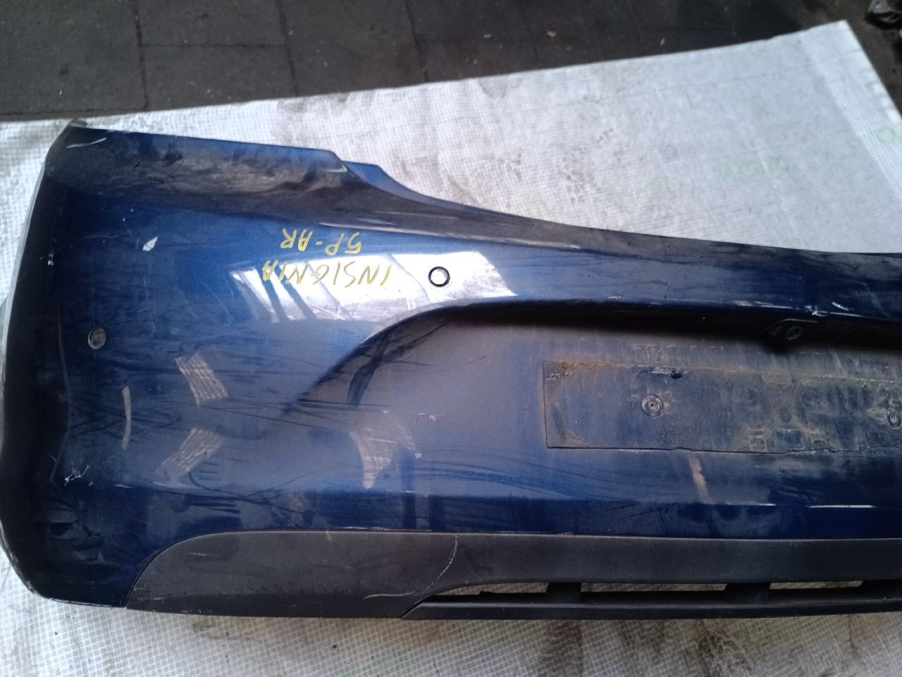 Insignia rear bumper with 4 sensors - blue