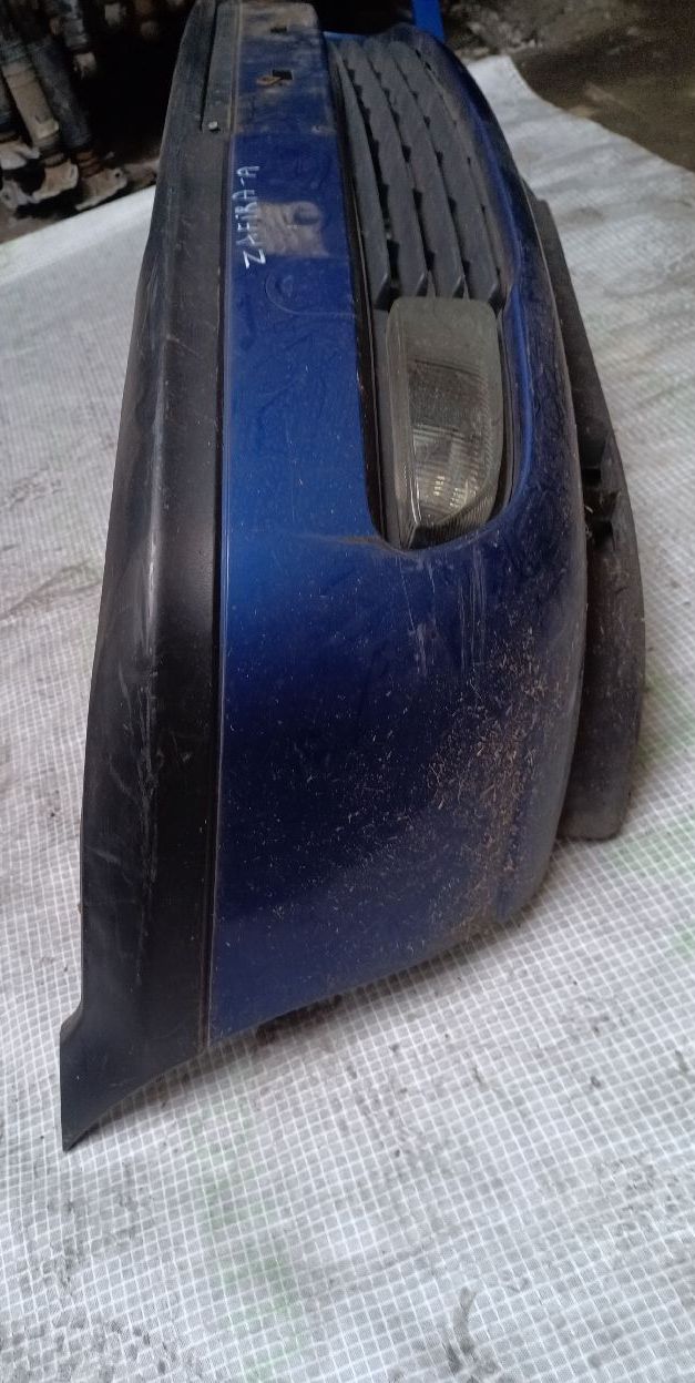 Blue front bumper for Zafira A