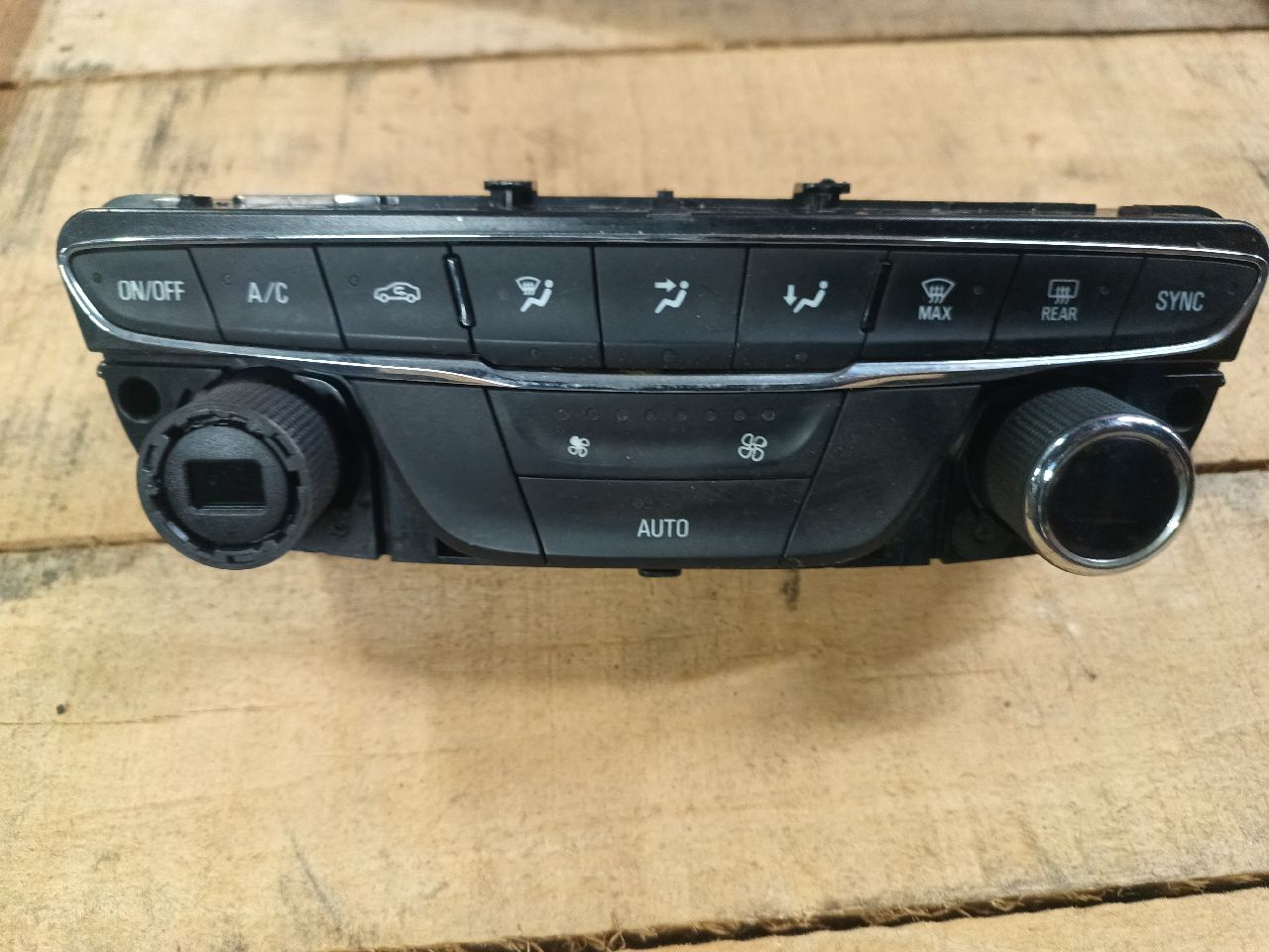 Opel Astra K climate control unit