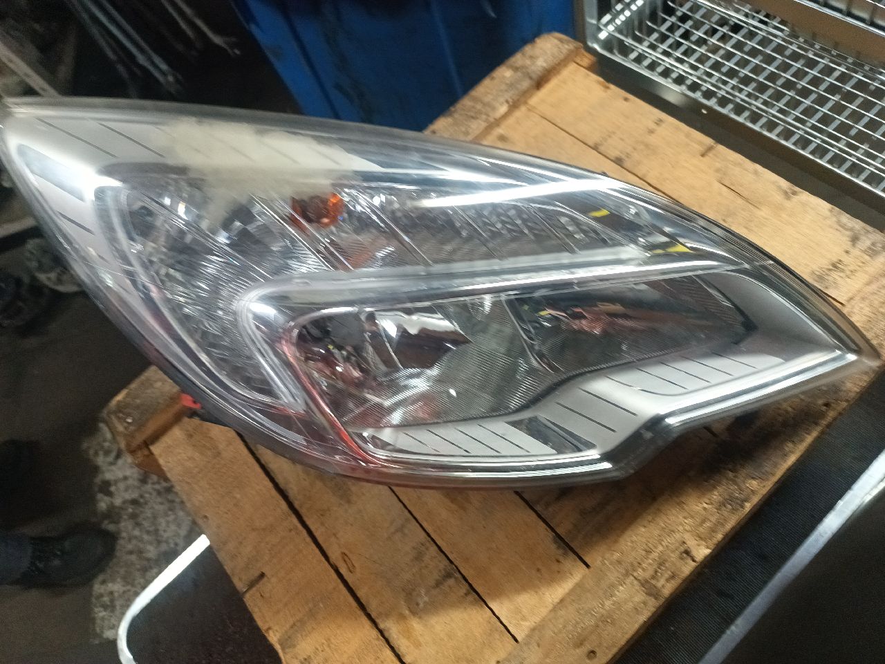 Right front headlight Opel Meriva B Phase 1