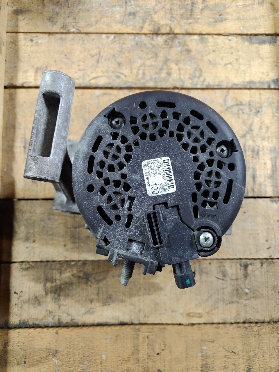 Alternator b10xft 130A