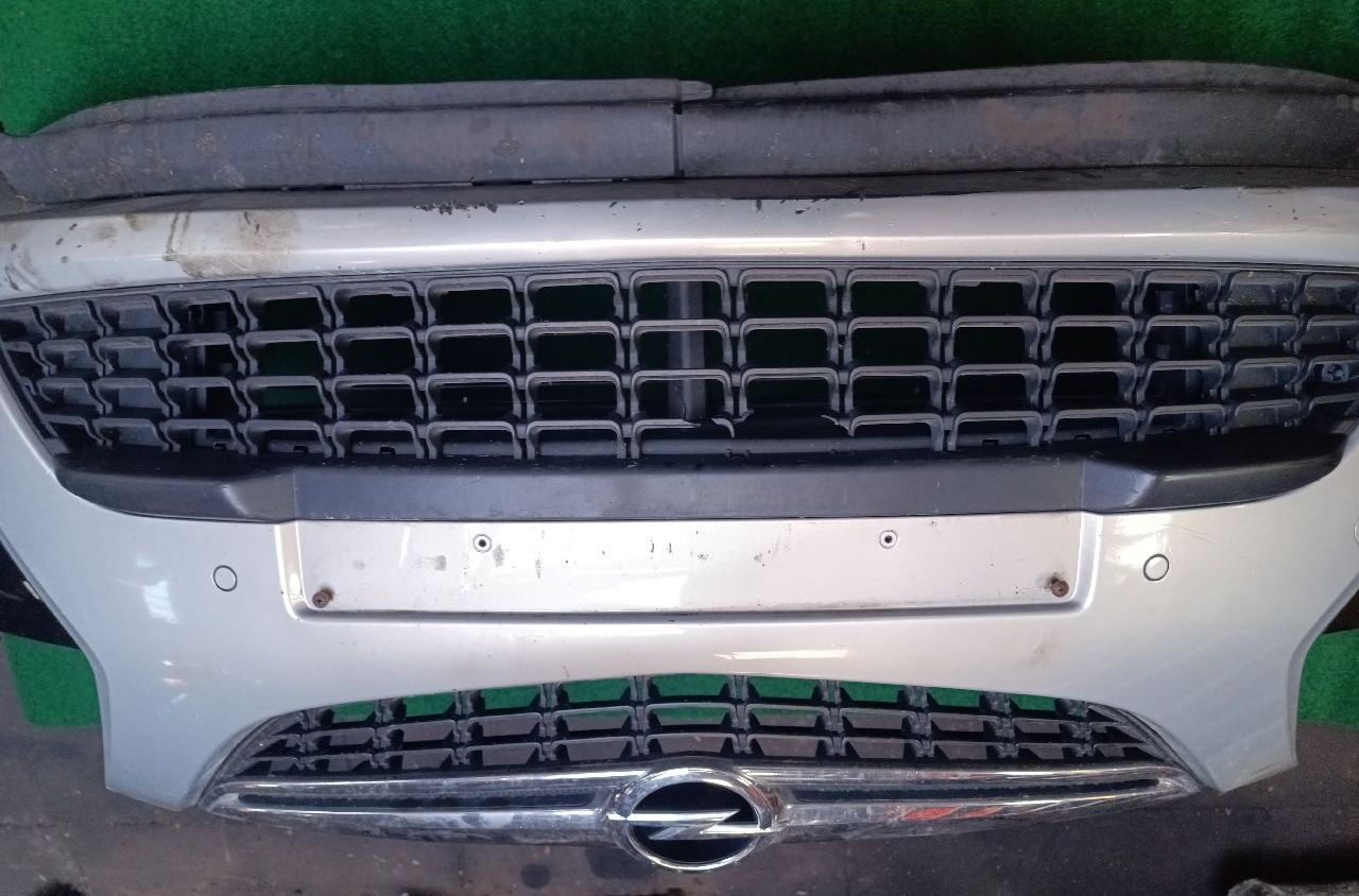 Pare-choc avant Zafira c 6 capteurs