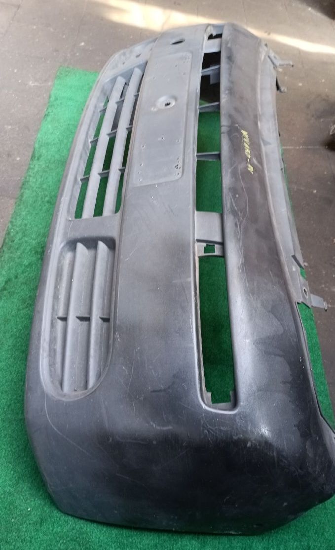 Vivaro front bumper