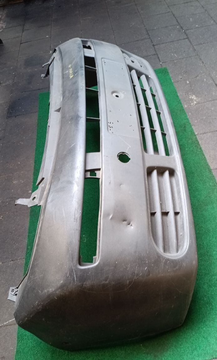 Vivaro front bumper