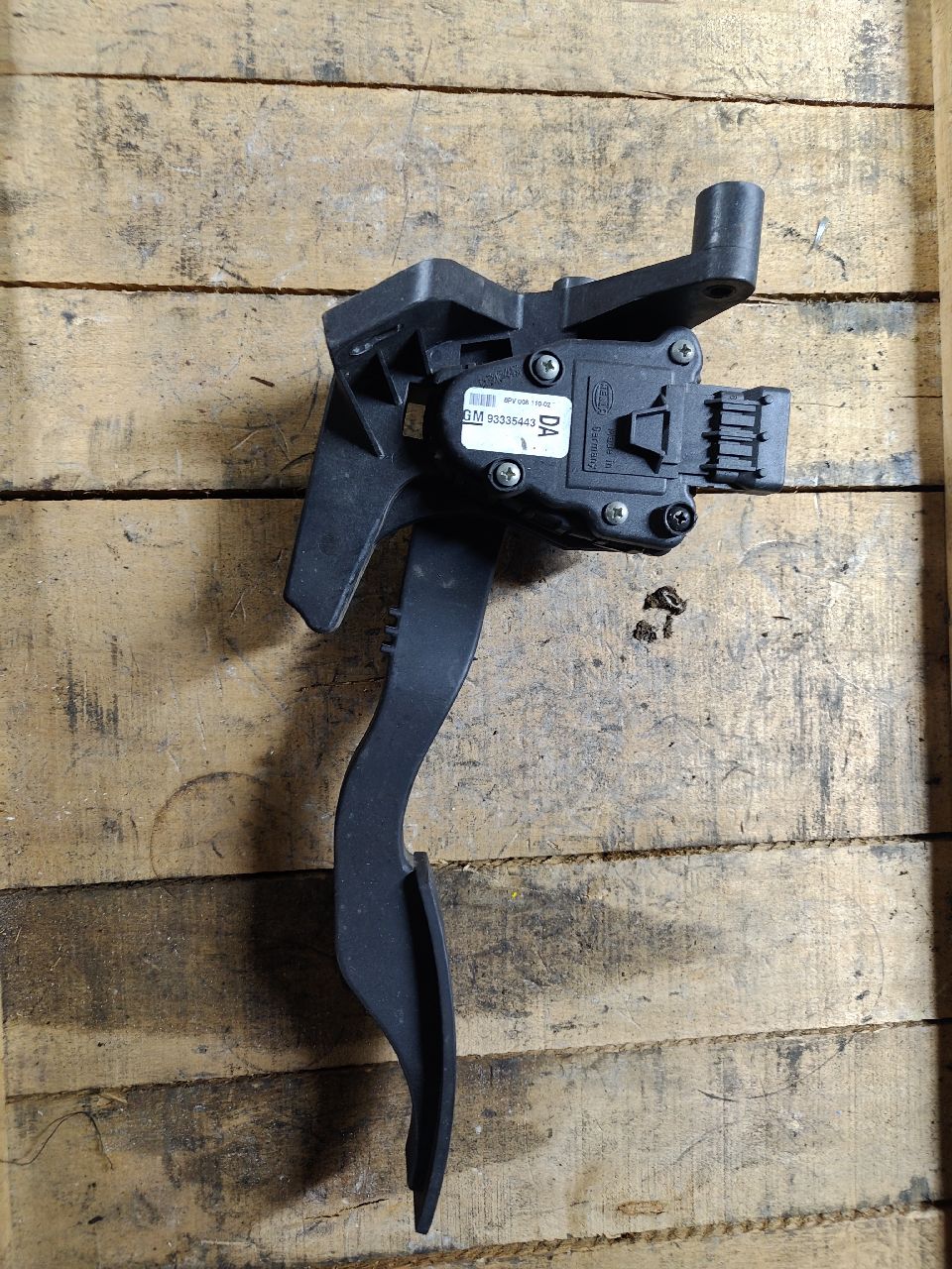 Accelerator pedal DA