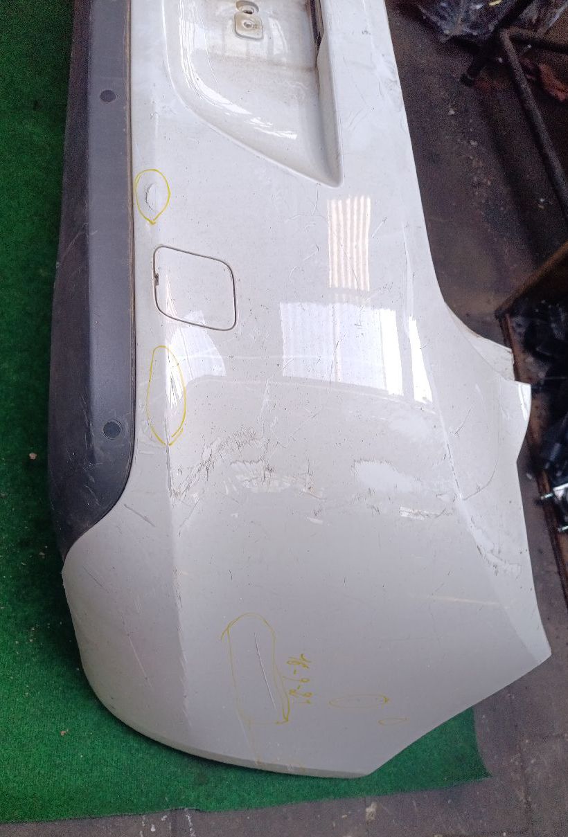 Achterbumper Astra J 4-deurs met 4 sensoren