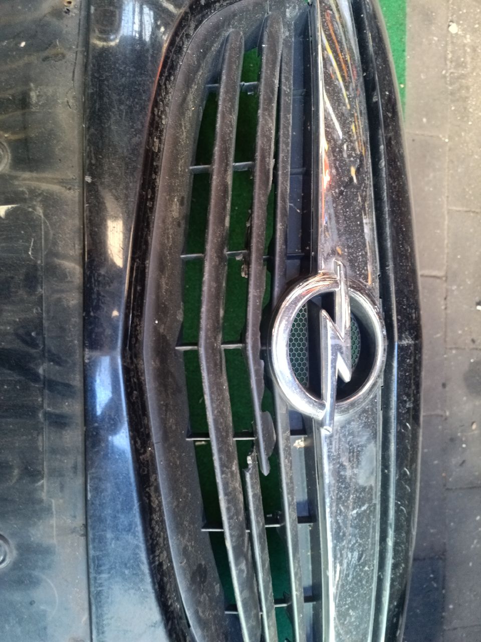 Meriva B front bumper