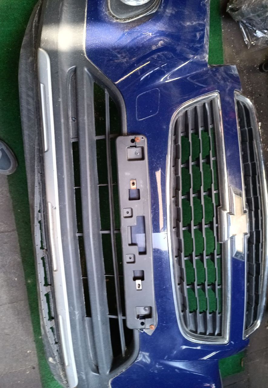 Chevrolet traxx front bumper