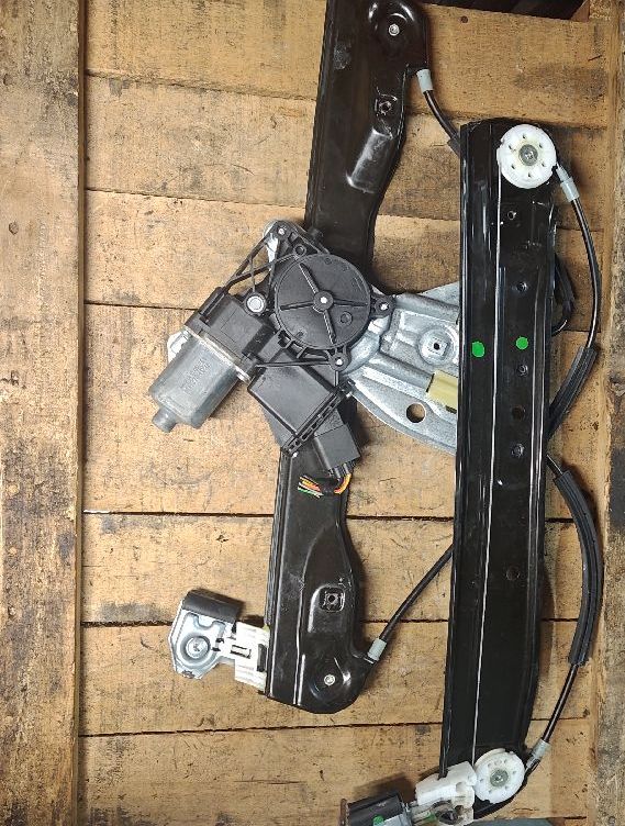 Front left window regulator Meriva b