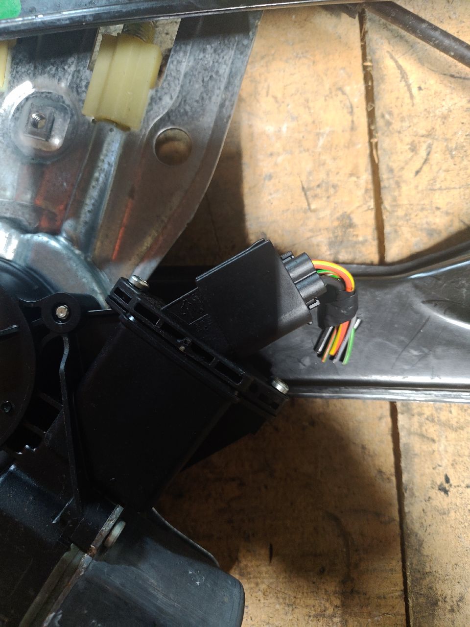 Front left window regulator Meriva b