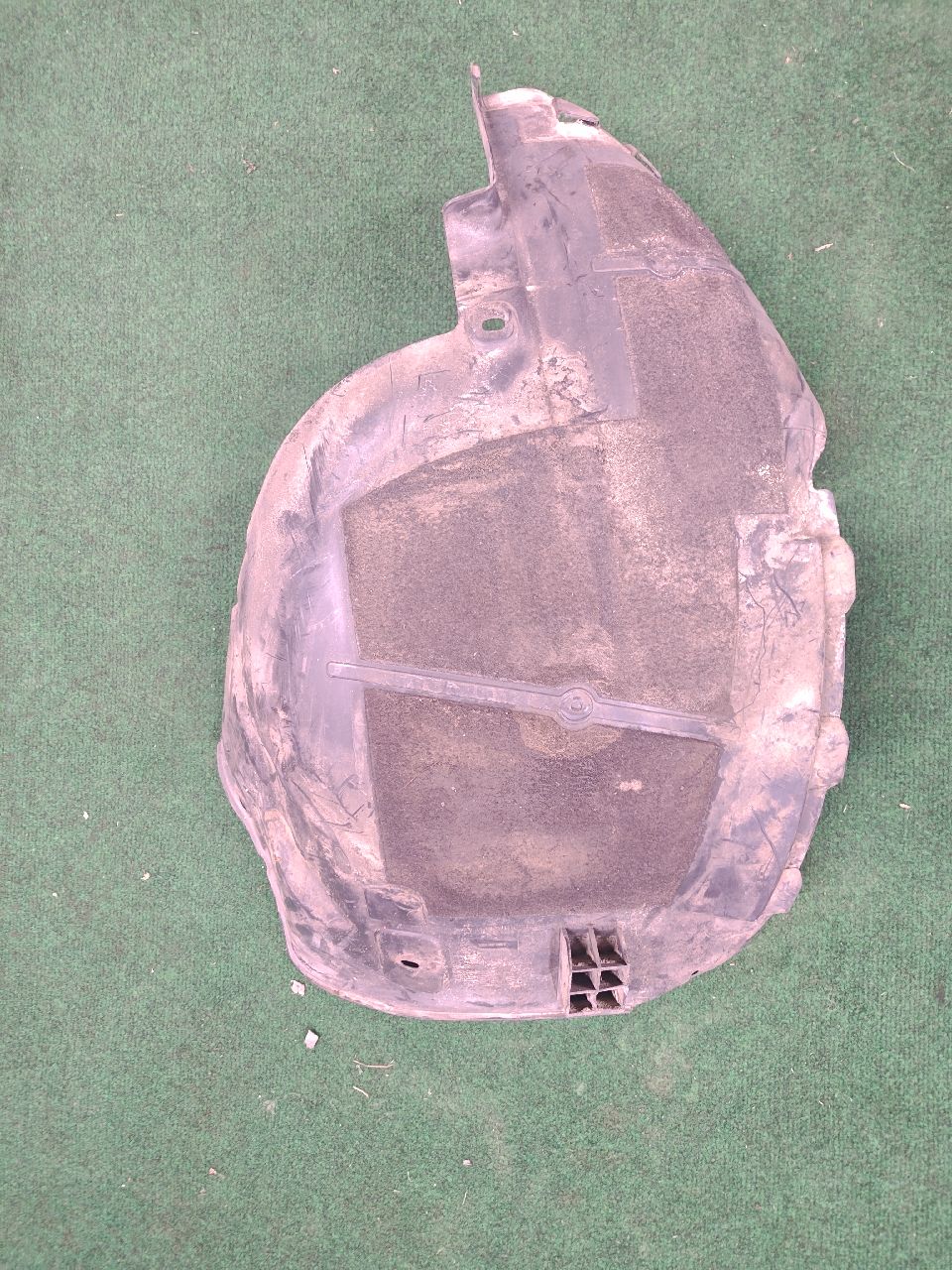 Front Right Mudguard (Door Side)