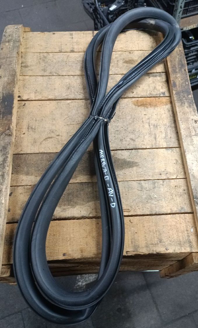 Front Right Door Seal