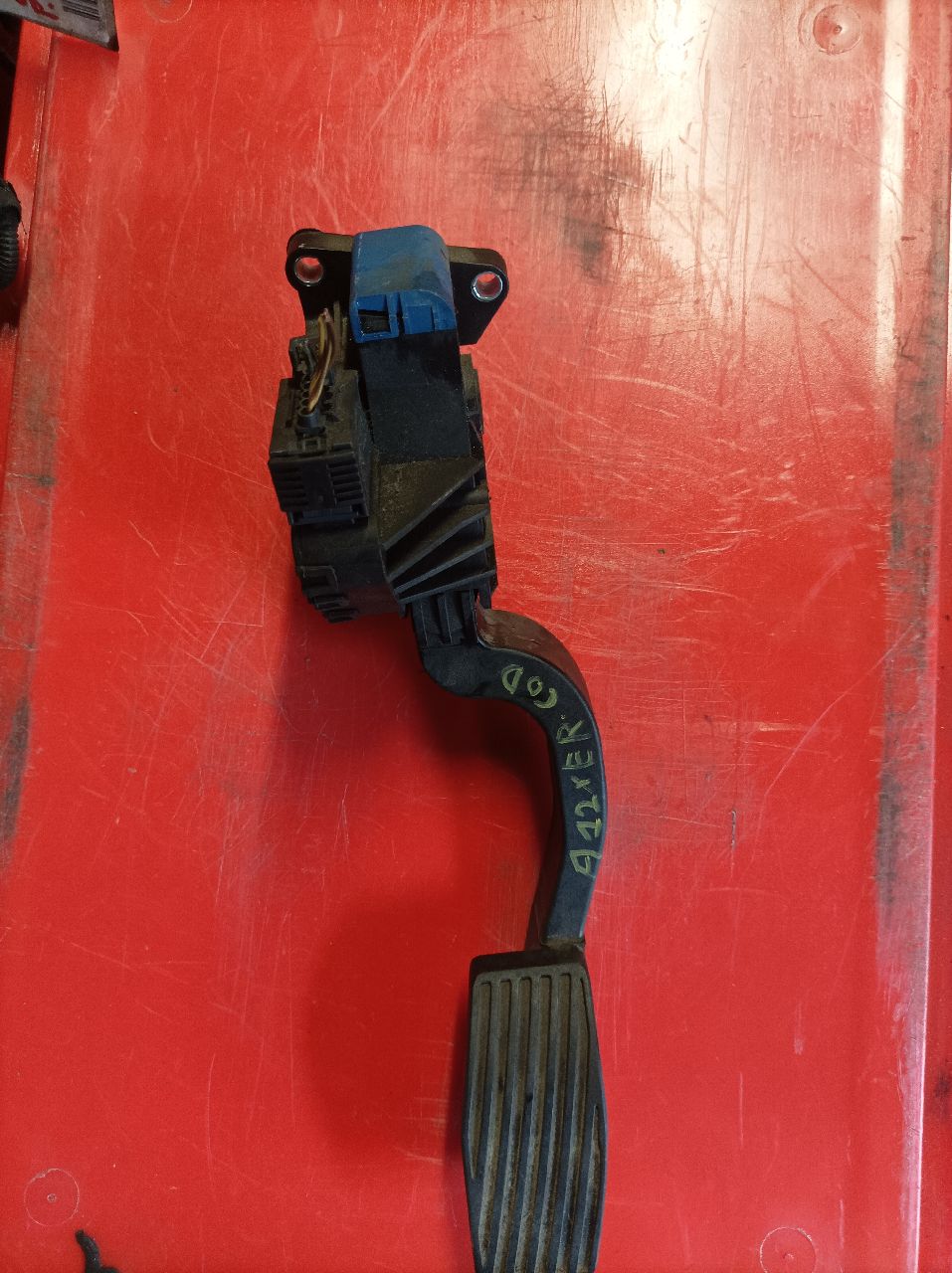 Opel Corsa D easytronic accelerator pedal