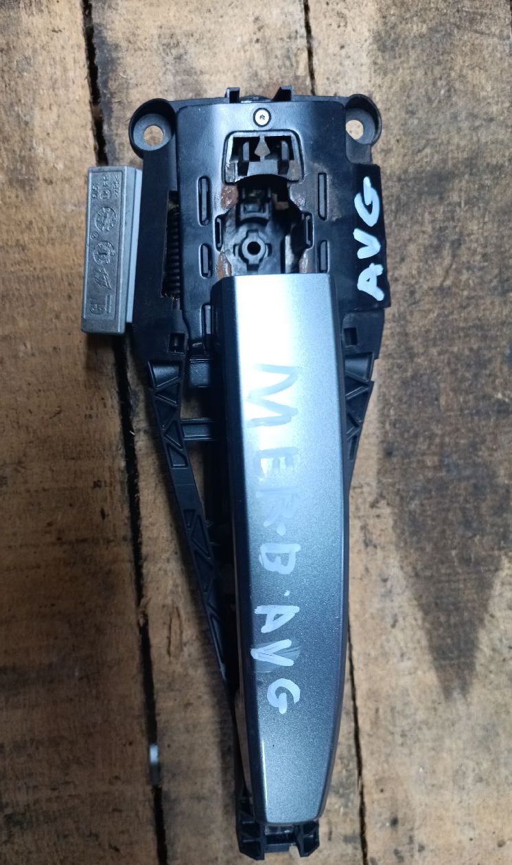 Left Front Door Handle