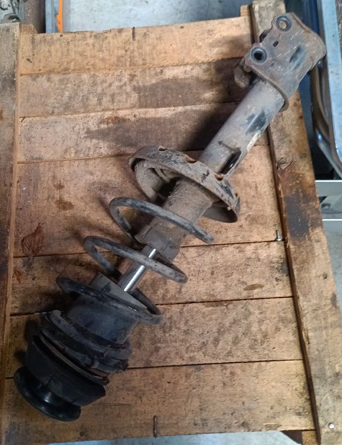 Front right shock absorber