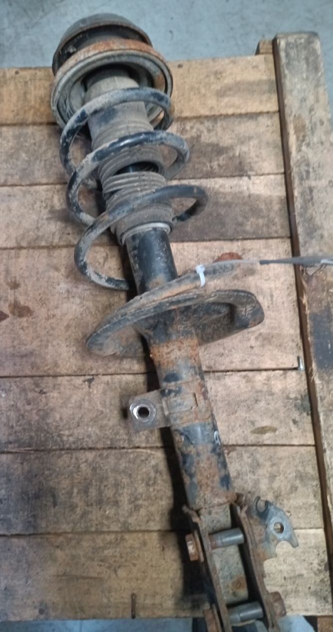 Front left shock absorber
