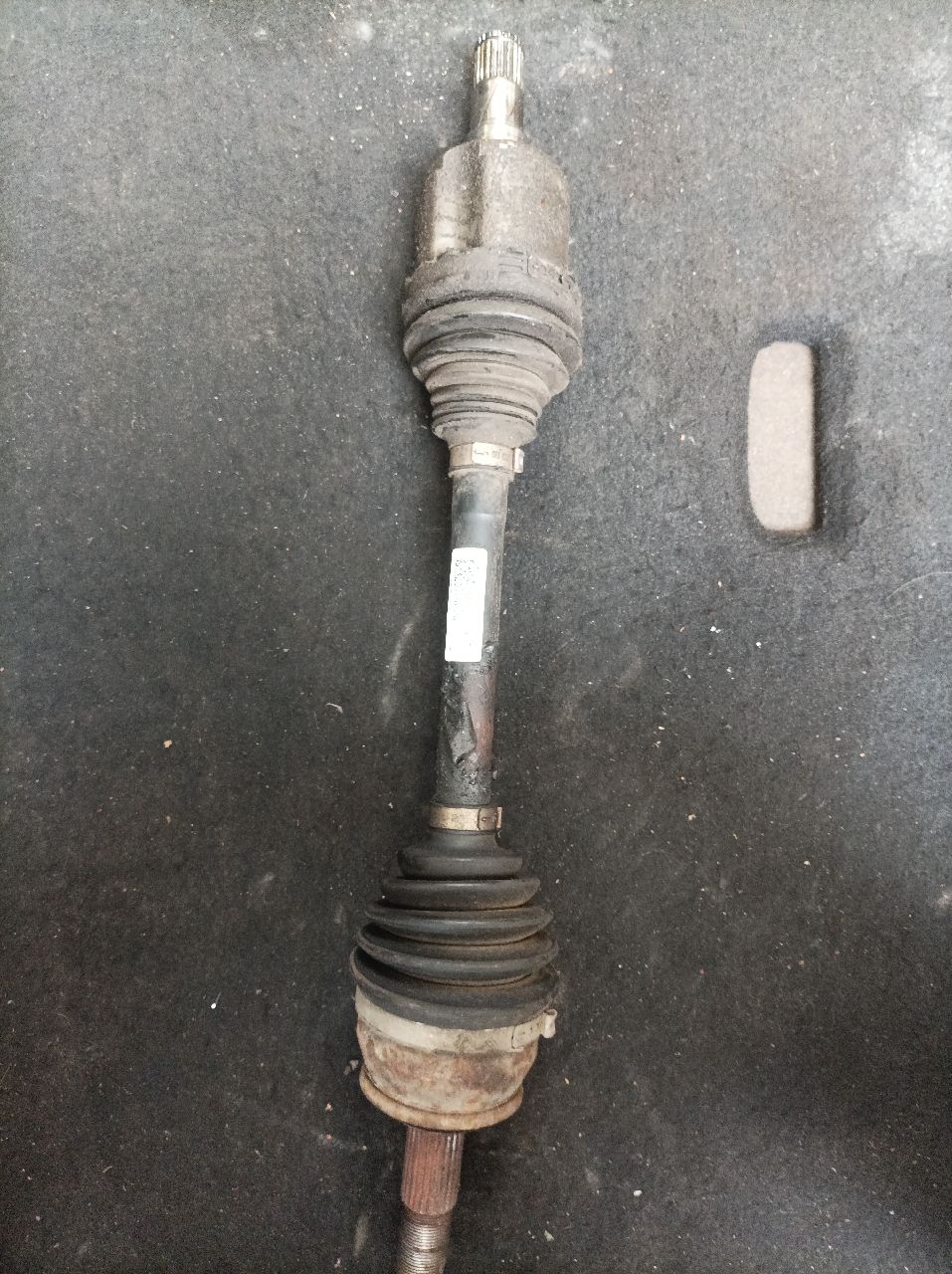 Arbre de transmission avant gauche A17DTS