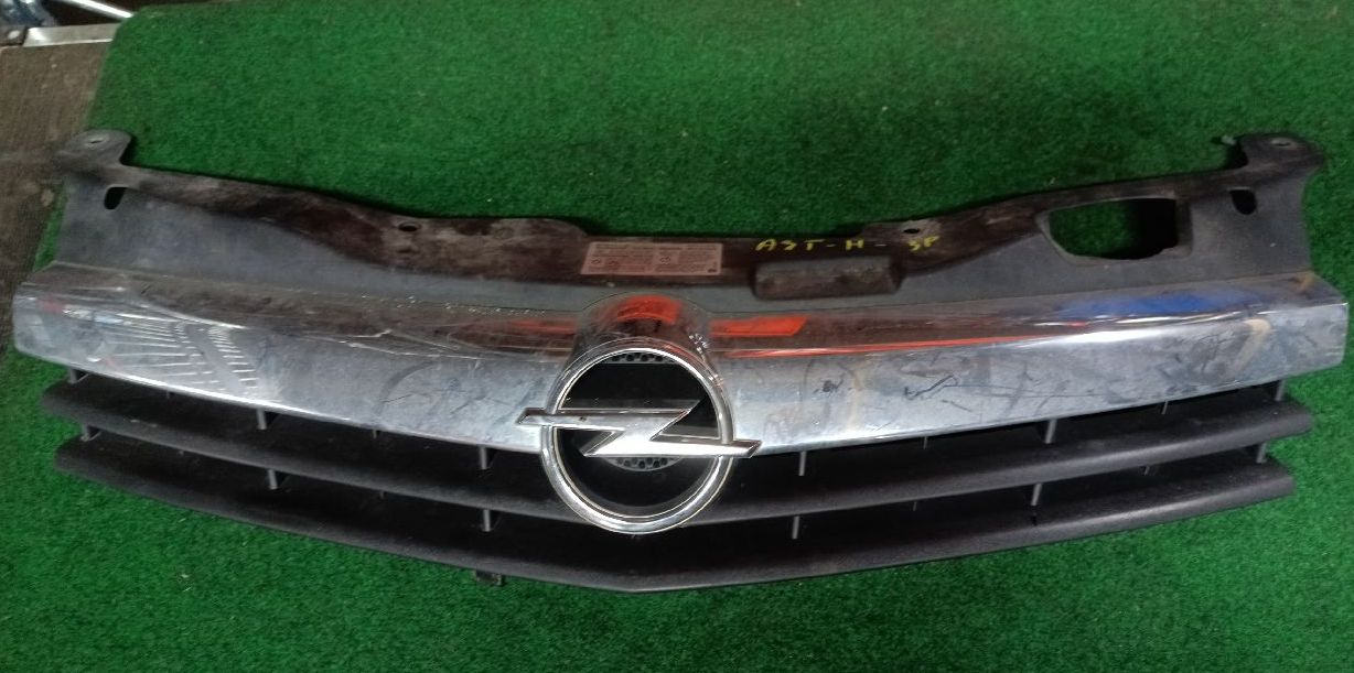 Astra H front grille