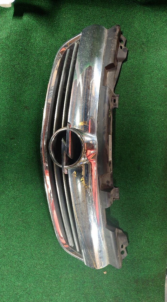 Calandre Zafira b