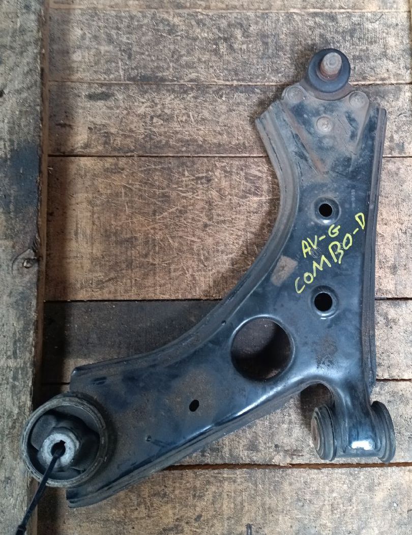 left suspension arm