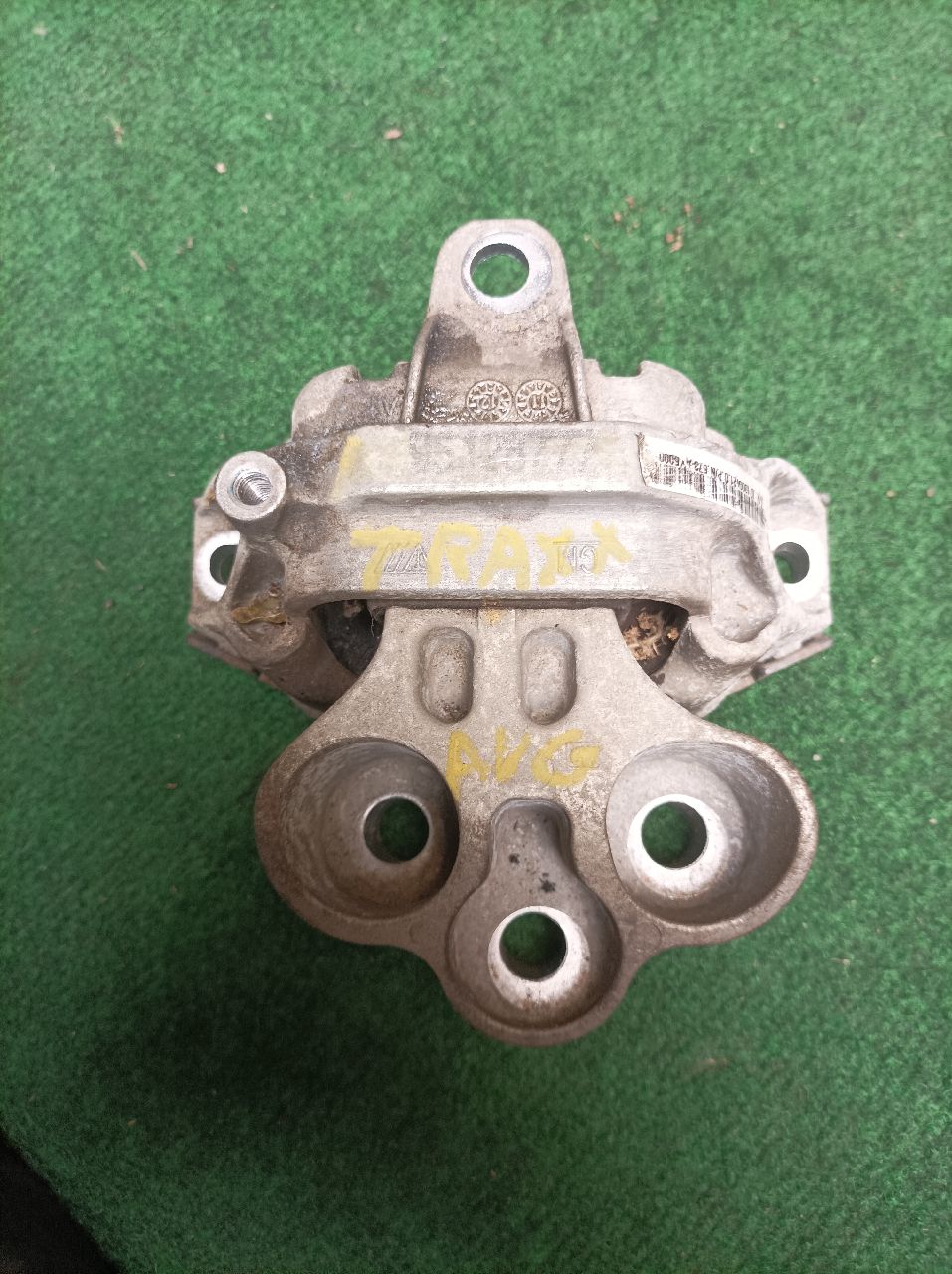 Support moteur gauche  A17DTS