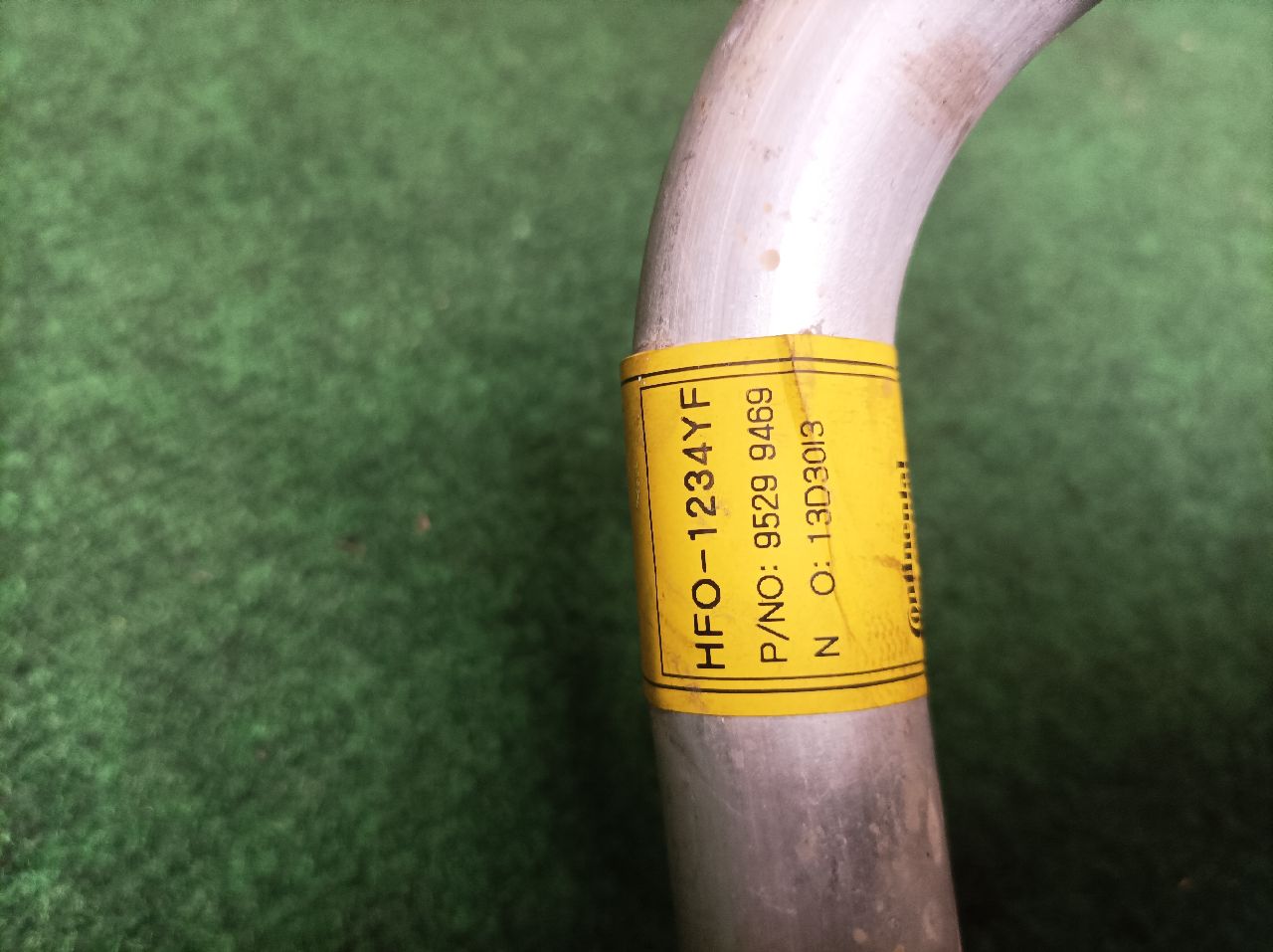 Air conditioning hose Opel Mokka/ Chevrolet Traxx